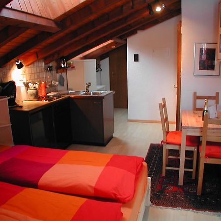 Haus Arbgrat Apartment Цермат Стая снимка